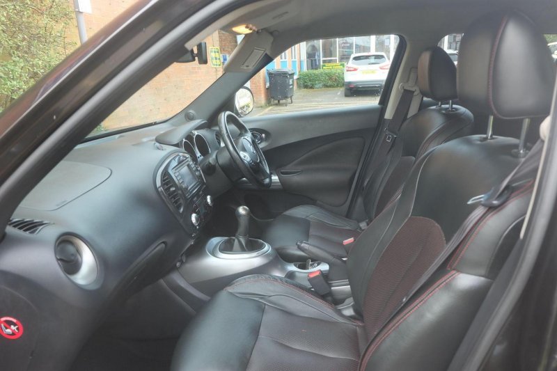 NISSAN JUKE