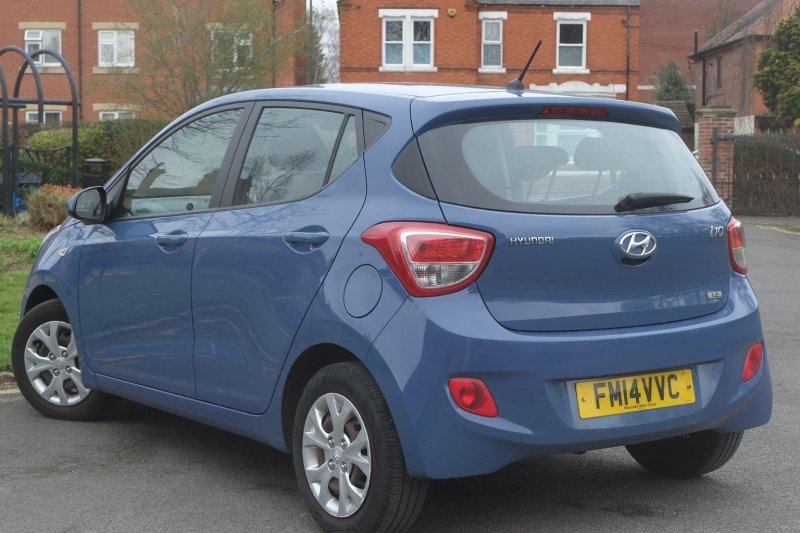 HYUNDAI I10