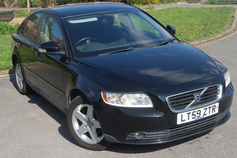 VOLVO S40