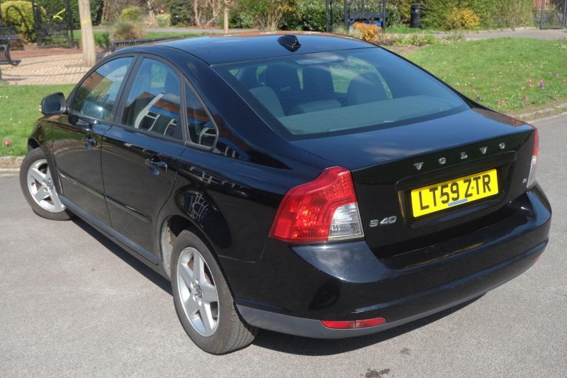 VOLVO S40