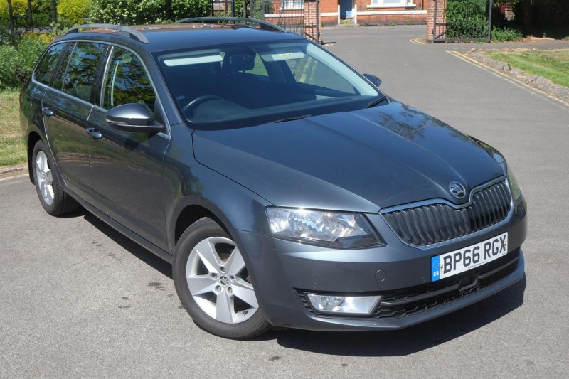 SKODA OCTAVIA