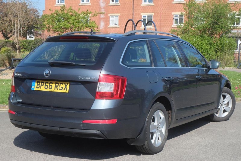 SKODA OCTAVIA