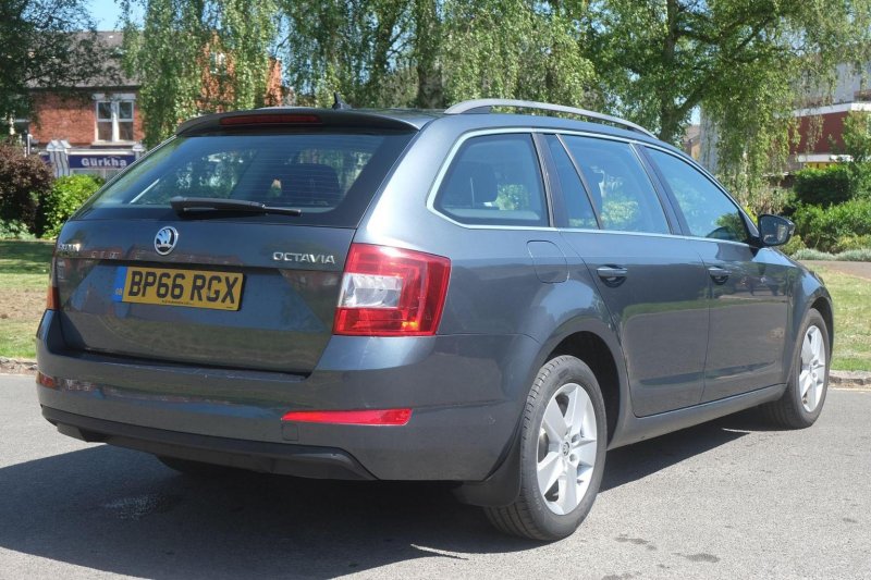 SKODA OCTAVIA