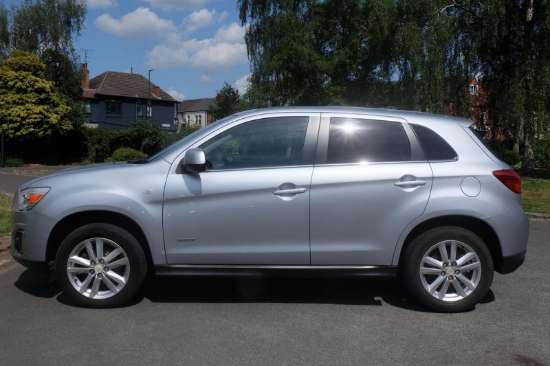 MITSUBISHI ASX